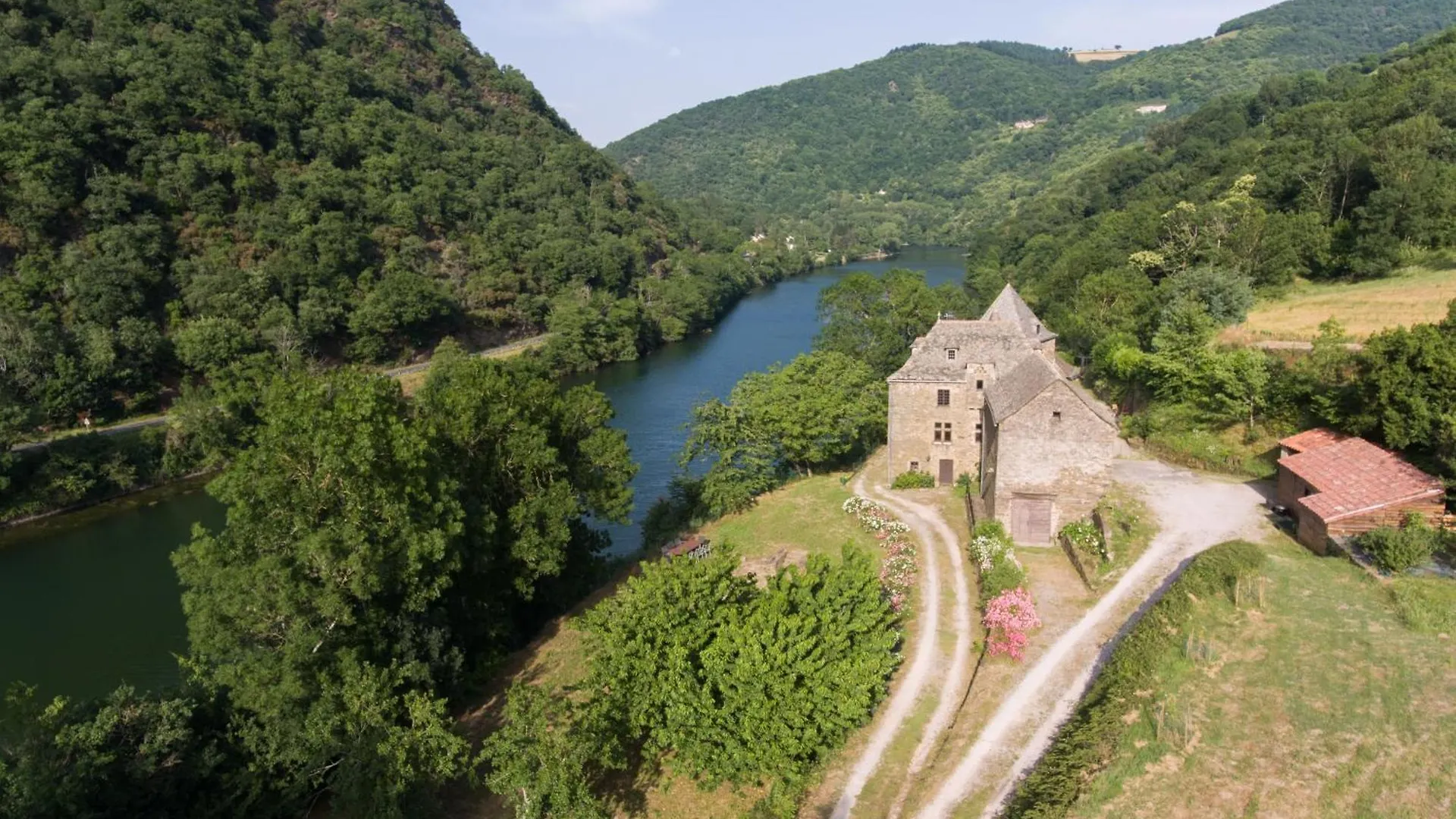 Château de Salamon - plage privée Réquista France